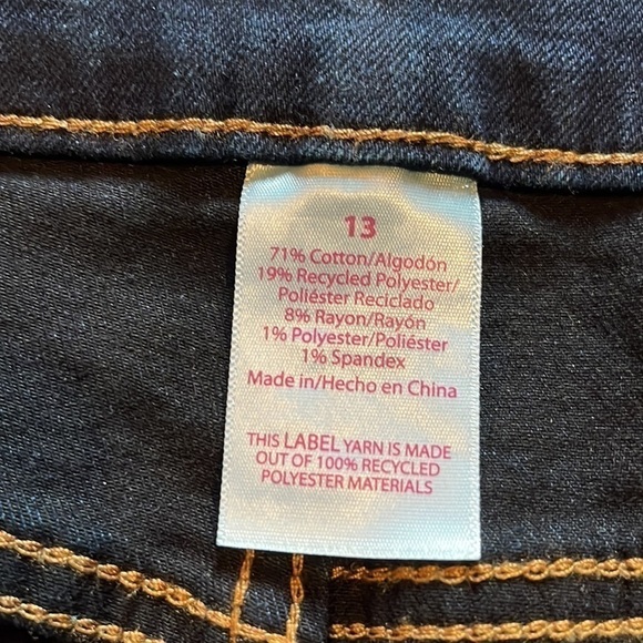 NWT-no boundaries-size 13-dark wash-double button, high-rise flare, jeans - Picture 6 of 12